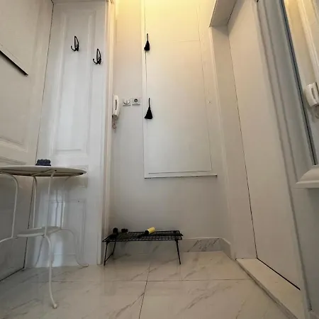 Pure Of Joy Centre アパート